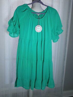 UMGEE NWT Short Sleeve Scoop Neck Elastic Waist Tiered Lined Light Green Dress S